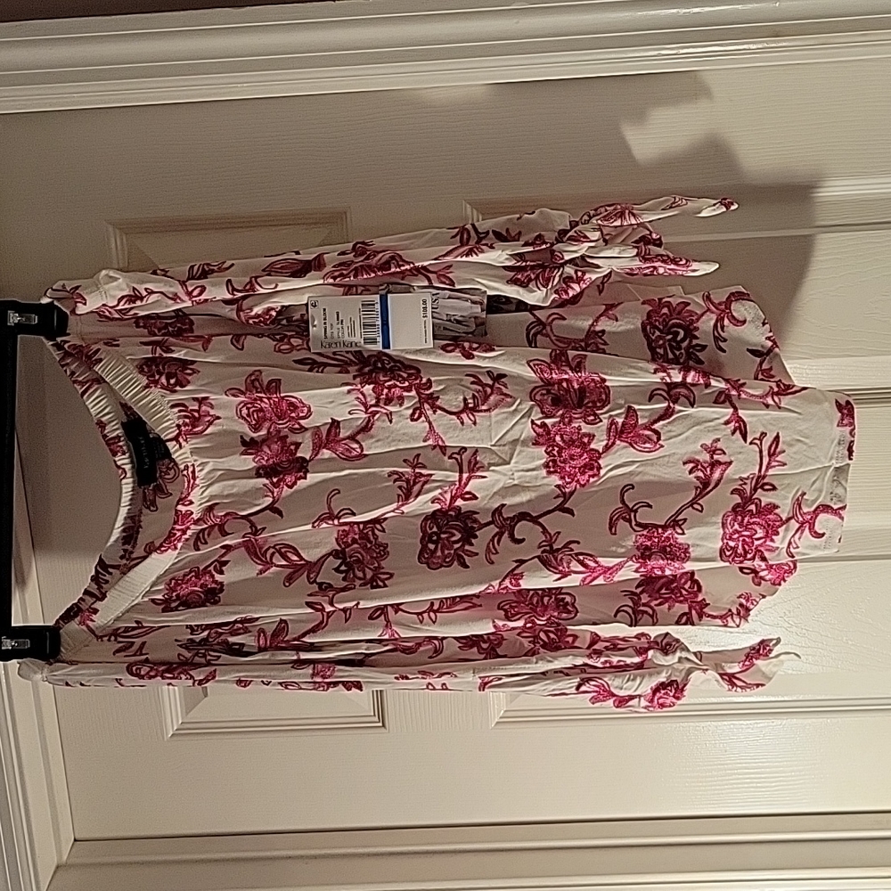 Karen Kane on/off shoulder top